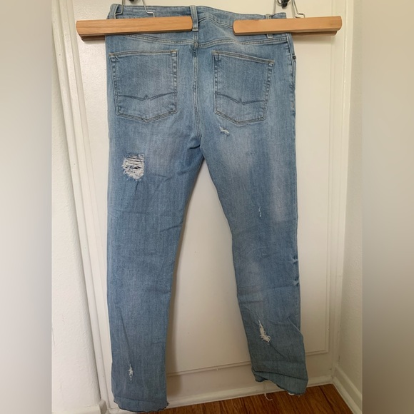 ASOS Jeans. W 32” 81cm. L 34” 86cm. Skinny Fit. Distressed. - Picture 8 of 8